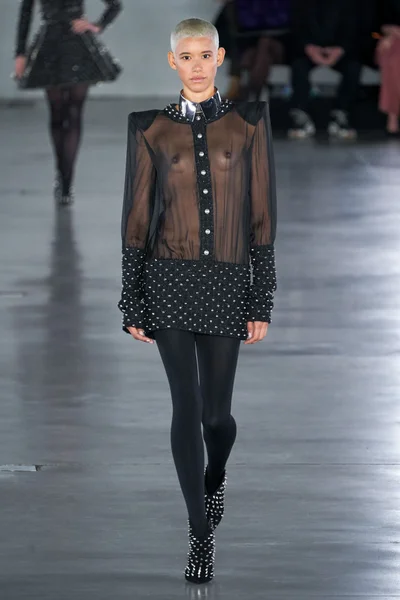 Look 5
